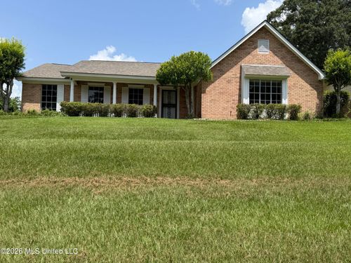 127 N Temple Rd, Natchez, MS, 39120-5127 | Card Image