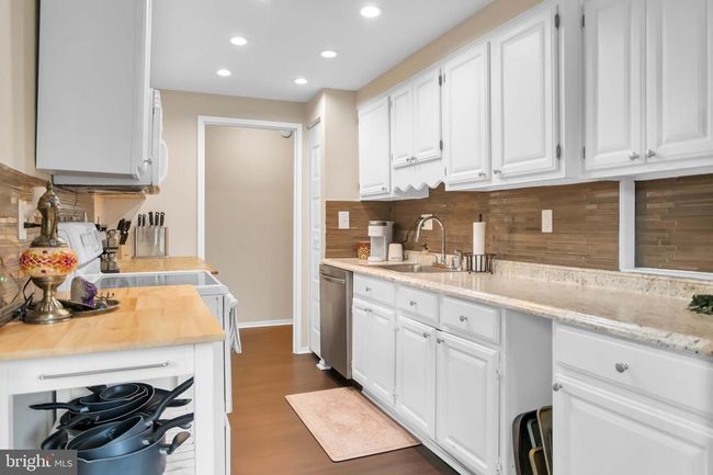 APT-101 - 2817 Jermantown Rd, Condo with 2 bedrooms, 2 bathrooms and null parking in OAKTON VA | Image 15