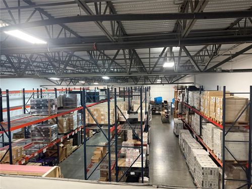 8-6304 Nw 97th Ave, Doral, FL, 33178-1645 | Card Image