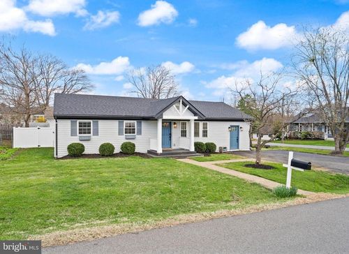 140 S 26th St, PURCELLVILLE, VA, 20132-3216 | Card Image