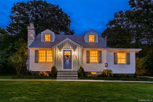 23 Hillcrest Drive, Smithtown, NY, 11787 | Card Image