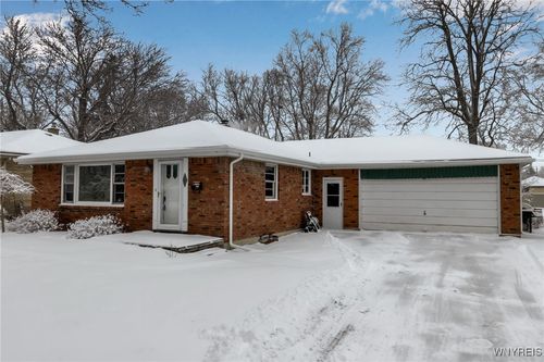 89 Woodlane Dr, West Seneca, NY, 14224-2739 | Card Image