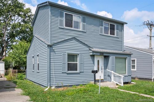 8818 Clippert St, Taylor, MI, 48180-2829 | Card Image