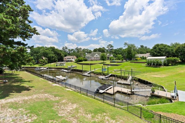 304 Gull Rd, House other with 3 bedrooms, 6 bathrooms and 3 parking in Hampstead NC | Image 33