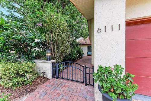 6111 Courtside Dr, BRADENTON, FL, 34210-4020 | Card Image