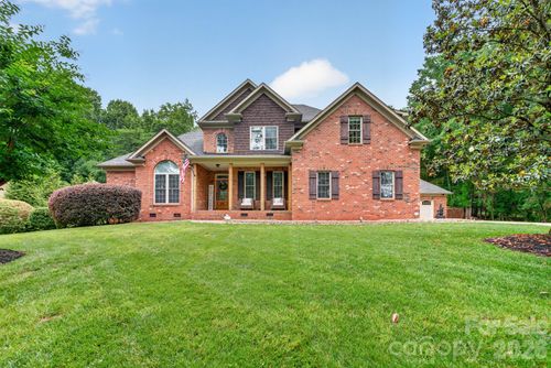 4618 Water Oak Dr, Lake Wylie, SC, 29710-6028 | Card Image