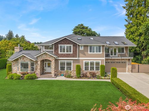 201 240th St Sw, Bothell, WA, 98021-8617 | Card Image
