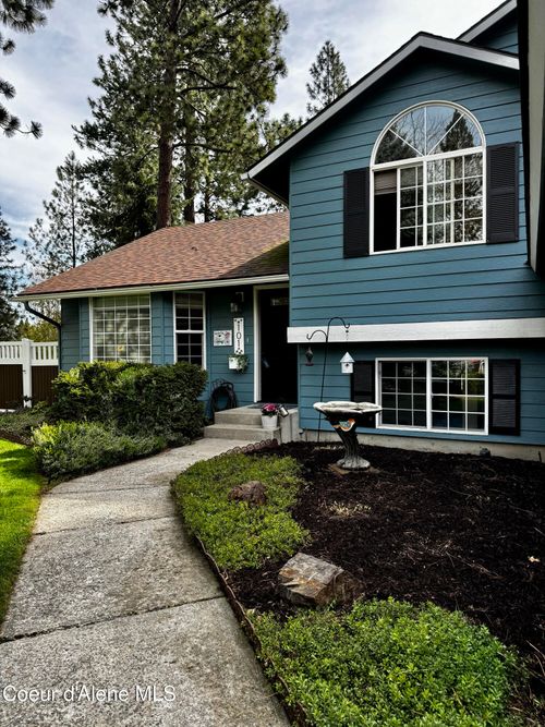 101 S Riverwood Ct, Post Falls, ID, 83854-7764 | Card Image