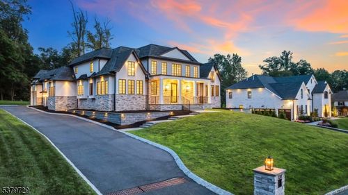 12 Hamilton Dr W, North Caldwell, NJ, 07006-4612 | Card Image