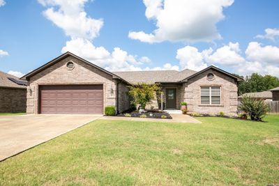 18 Sierra Drive, House other with 3 bedrooms, 2 bathrooms and null parking in Austin AR | Image 1