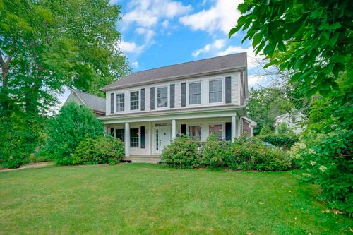 128 Spring St, Vineyard Haven, MA, 02568-5506 | Card Image