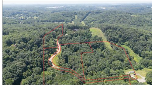 8071 Franklin Rd, Evans City, PA, 16033 | Card Image