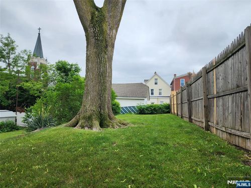 105 Summit Ave, Garfield, NJ, 07026-2815 | Card Image