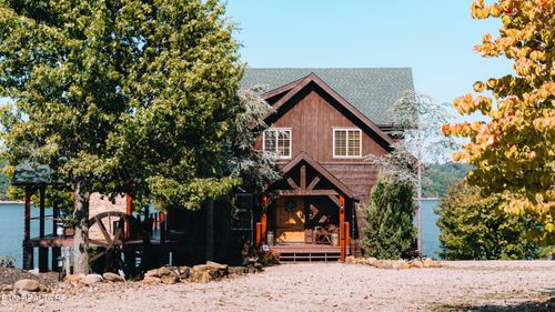 2118 Stone Harbor Dr, Dandridge, TN, 37725-1408 | Card Image