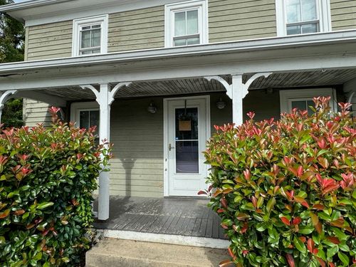 2368 Lee Hwy, MOUNT SIDNEY, VA, 24467-2201 | Card Image