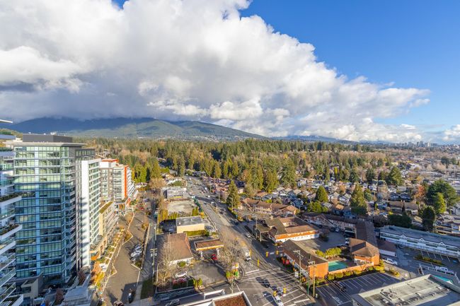 1806 - 1632 Lions Gate Lane, Condo with 3 bedrooms, 0 bathrooms and 2 parking in North Vancouver BC | Image 2