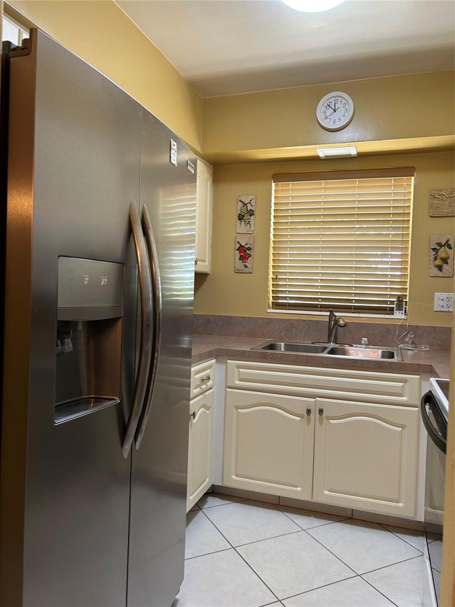 UPDATED KITCHEN | Image 12
