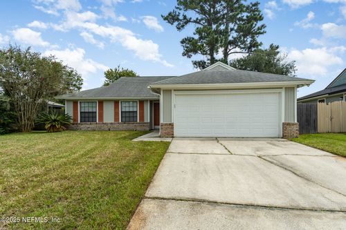 7945 Amandas Crossing Dr W, Jacksonville, FL, 32244-6624 | Card Image