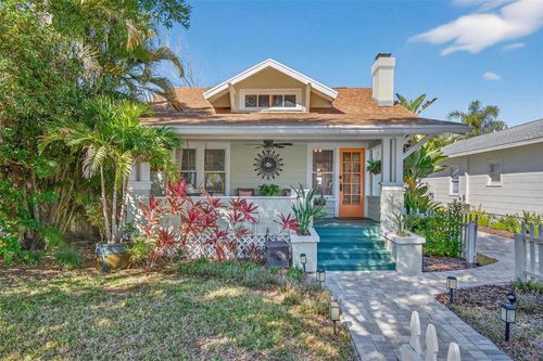 227 11th Ave Ne, ST PETERSBURG, FL, 33701-1924 | Card Image