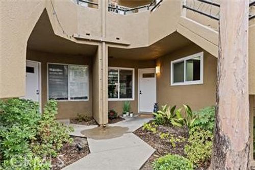 21122 Aqua, Mission Viejo, CA, 92691-6695 | Card Image