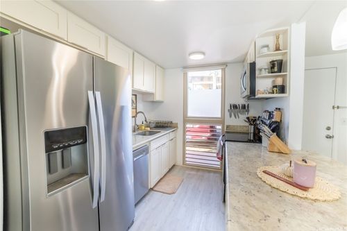 apt-101e-68-090 Au St, Waialua, HI, 96791-9433 | Card Image