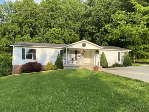 1001 Chris Dr, Portland, TN, 37148-2437 | Card Image