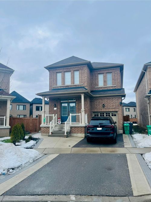 27 Bachelor St, Brampton, ON, L7A5B1 | Card Image