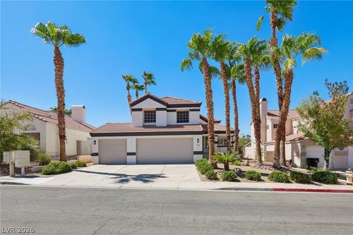 17 Golf View Dr, Henderson, NV, 89074-1720 | Card Image