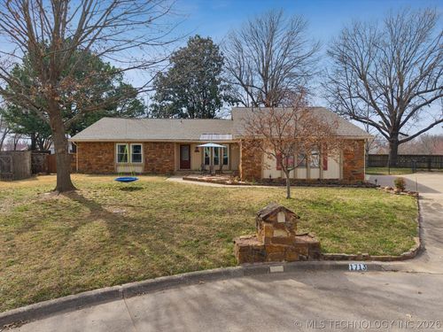 1713 Van Buren Ct, Broken Arrow, OK, 74011-5737 | Card Image