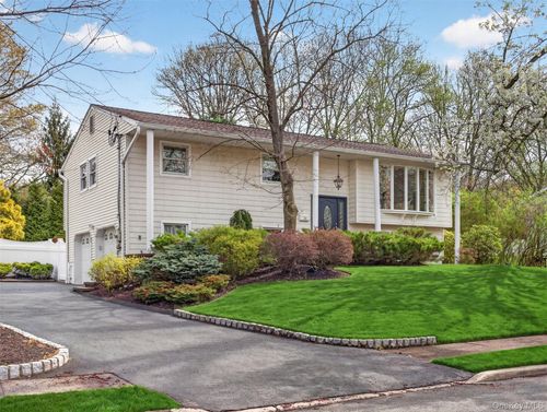 10 Michael Dr, Blauvelt, NY, 10913-1514 | Card Image