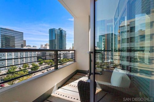 1201-425 W Beech St, San Diego, CA, 92101-2961 | Card Image