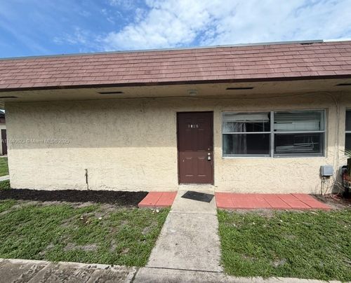70-5402 Nw 24th Ct, Lauderhill, FL, 33313-3226 | Card Image