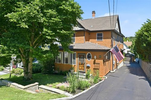 29 Vail St, Northport, NY, 11768-3037 | Card Image