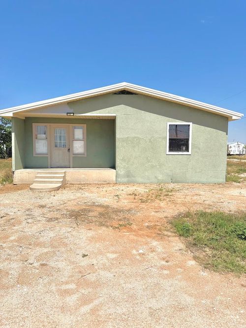 189 County Road 401i, Seminole, TX, 79360-8011 | Card Image