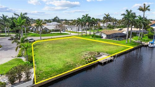 1939 Se 37th Ter, Cape Coral, FL, 33904-5087 | Card Image
