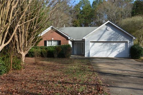 5519 Amber Cove Way, Flowery Branch, GA, 30542-5740 | Card Image