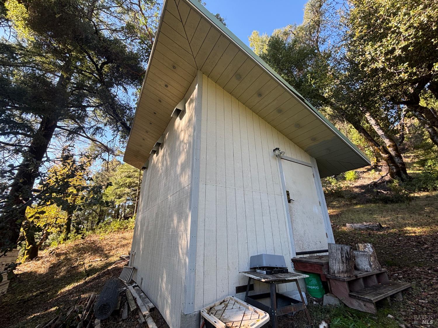 Land in Redwood Valley 5