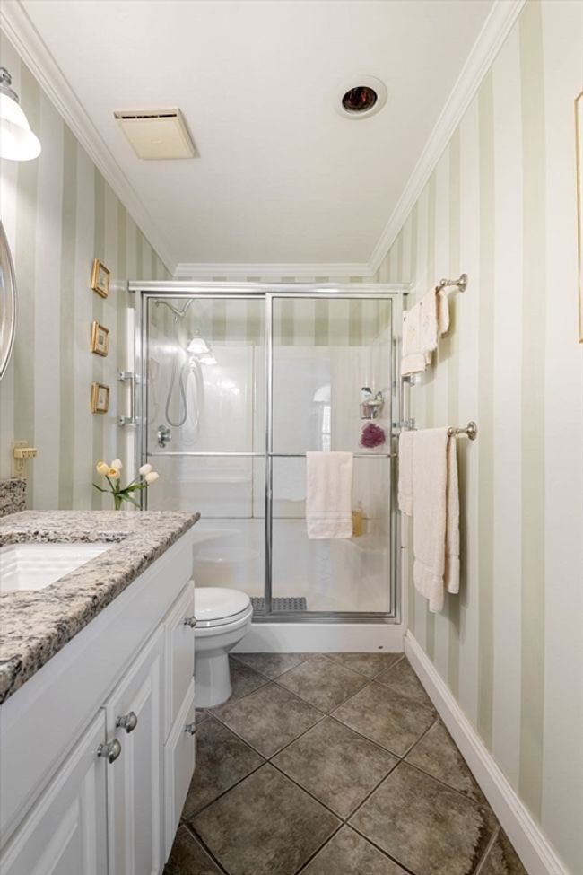 APT-106 - 160 Commandants Way, Condo with 2 bedrooms, 2 bathrooms and 1 parking in Chelsea MA | Image 21