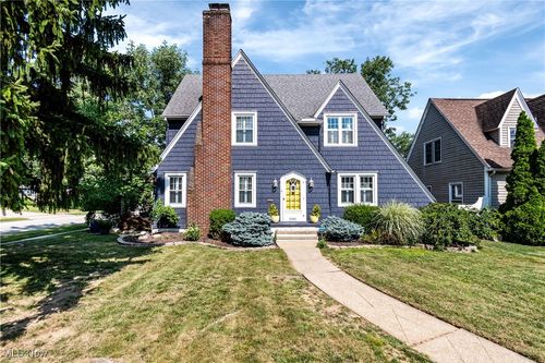 2383 16th St, Cuyahoga Falls, OH, 44223-2043 | Card Image