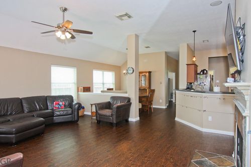 511 Plantain Ln, Richmond, TX, 77469-6235 | Card Image