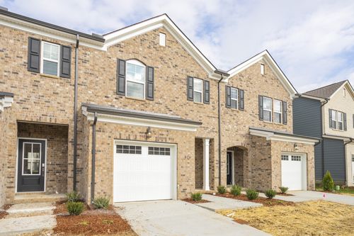 526 Medwyk Dr, Lebanon, TN, 37090-2401 | Card Image