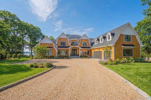 106 Cove Rd, Huntington, NY, 11743-1547 | Card Image