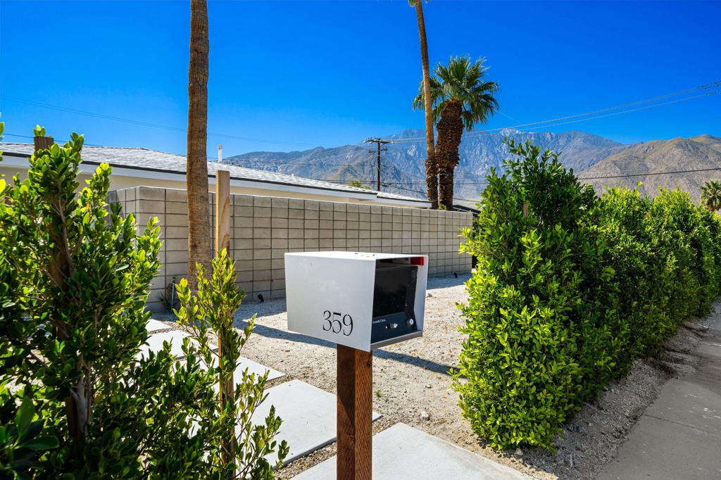 Residential in Palm Springs 3