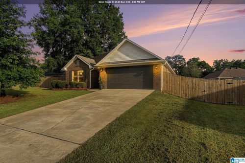 3427 Burke Meadow Cir, FULTONDALE, AL, 35068-1467 | Card Image