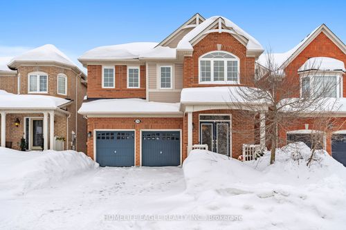 74 Bulmer Cres, Newmarket, ON, L3X3K1 | Card Image