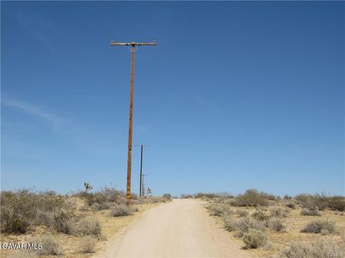 10933 Sierra Rd, Adelanto, CA, 92301 | Card Image