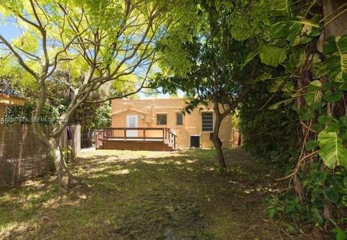 na-305 Ne 2nd Ave, Dania Beach, FL, 33004 | Card Image