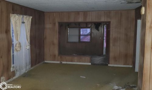 208 S Adams St, Kellerton, IA, 50133-4713 | Card Image