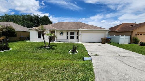 811 Carrousel Ln, KISSIMMEE, FL, 34759-3859 | Card Image