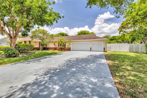 14630 Sw 147th Ct, Miami, FL, 33196-2353 | Card Image